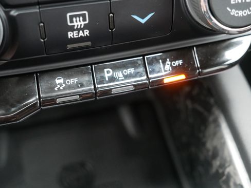 Used 2024 Dodge Durango R/T AWD/4WD image 34