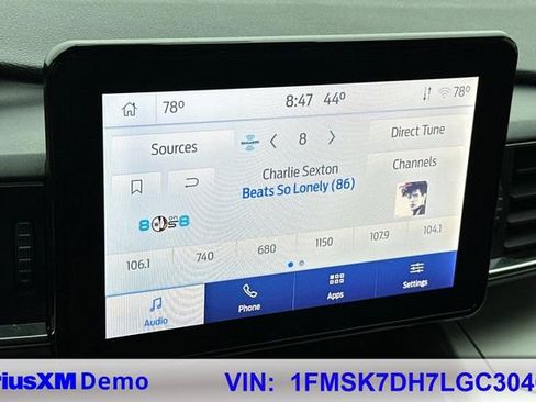 Used 2020 Ford Explorer XLT w/ Equipment Group 202A image 23