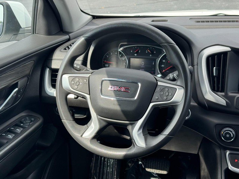 Used 2024 GMC Terrain SLE FWD image 14