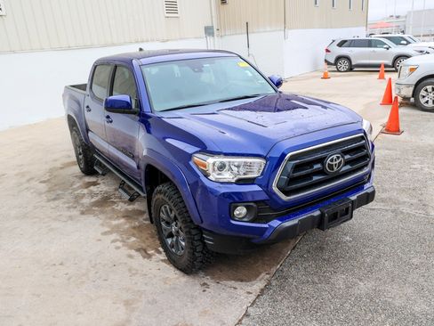 Certified 2023 Toyota Tacoma SR5 image 5