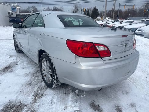 Used 2009 Chrysler Sebring Limited image 8