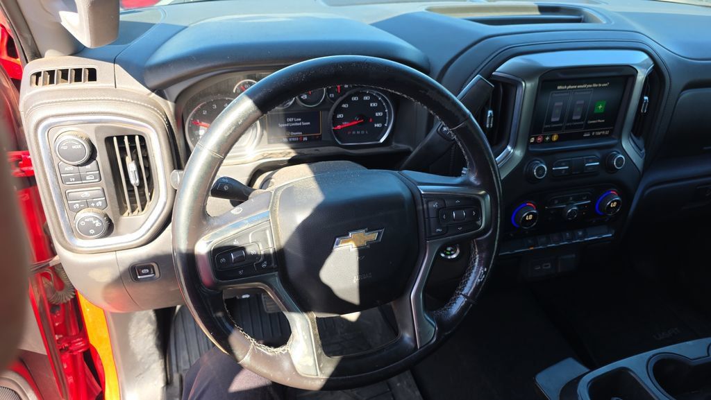 Used 2021 Chevrolet Silverado 1500 LT w/ Bed Protection Package AWD/4WD image 17