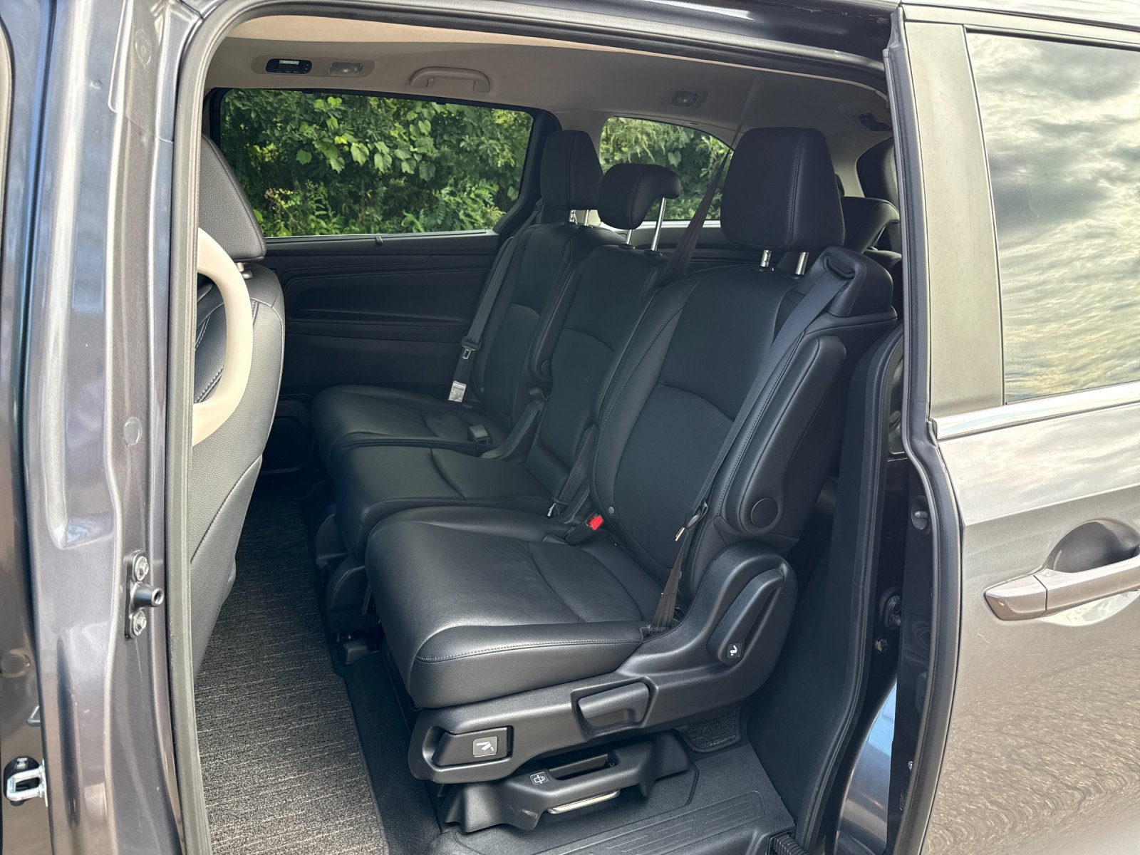 Used 2025 Honda Odyssey EX-L image 12