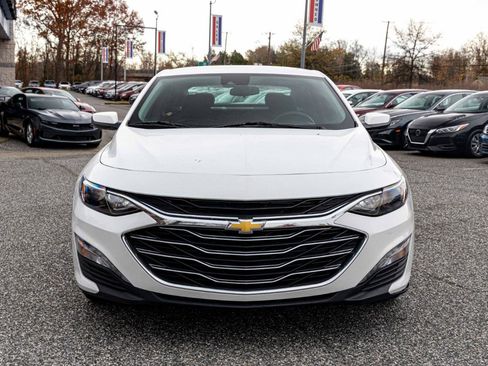 Used 2024 Chevrolet Malibu LT FWD image 2