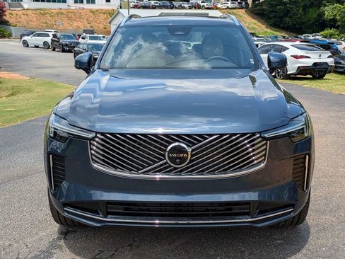 Certified 2026 Volvo XC90 B6 Plus w/ Protection Package Premier AWD/4WD image 9