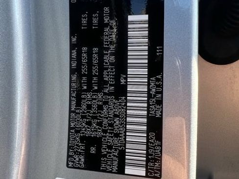 Used 2025 Toyota Grand Highlander AWD image 12