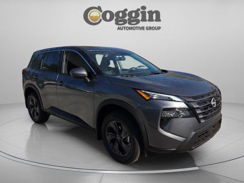 New 2026 Nissan Rogue SV FWD image 7