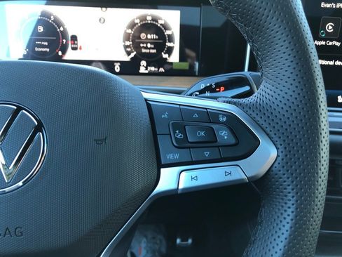 New 2026 Volkswagen Tiguan SEL R-Line image 23