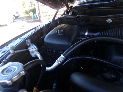 Used 2019 RAM 1500 Express w/ Express Value Package image 45