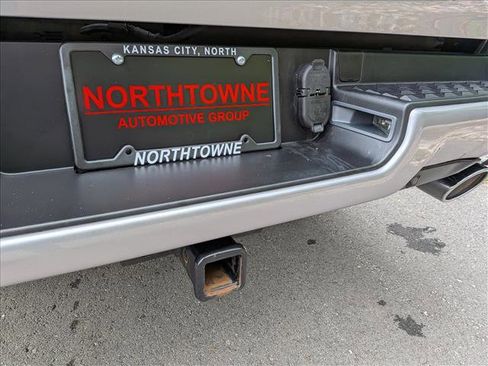 Used 2024 RAM 1500 Laramie AWD/4WD image 21