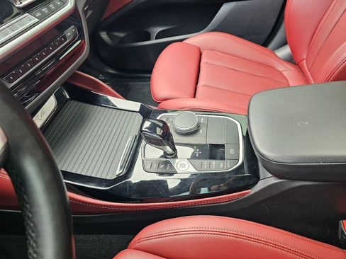Used 2023 BMW X4 xDrive30i AWD/4WD image 28