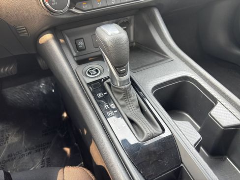 Used 2025 Nissan Sentra S FWD image 39
