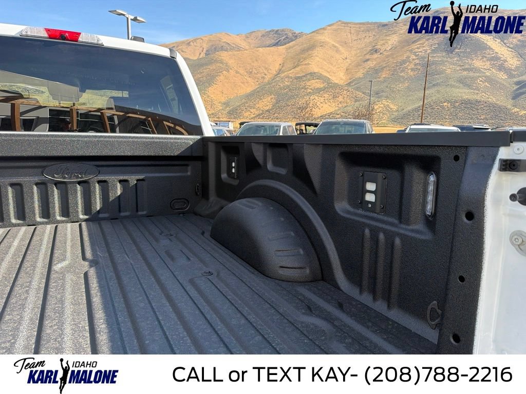 New 2026 Ford F350 Lariat w/ Black Appearance Package AWD/4WD image 14