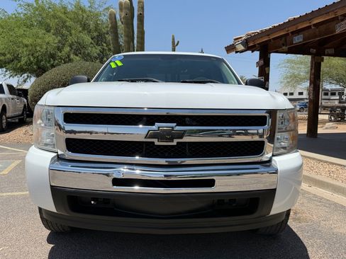 Used 2011 Chevrolet Silverado 1500 LS RWD image 3