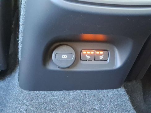 New 2026 Volvo XC40 B5 Plus w/ Protection Package Premier image 7