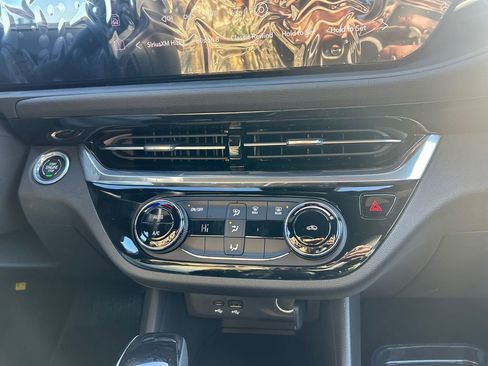 New 2026 Buick Envista Sport Touring FWD image 25