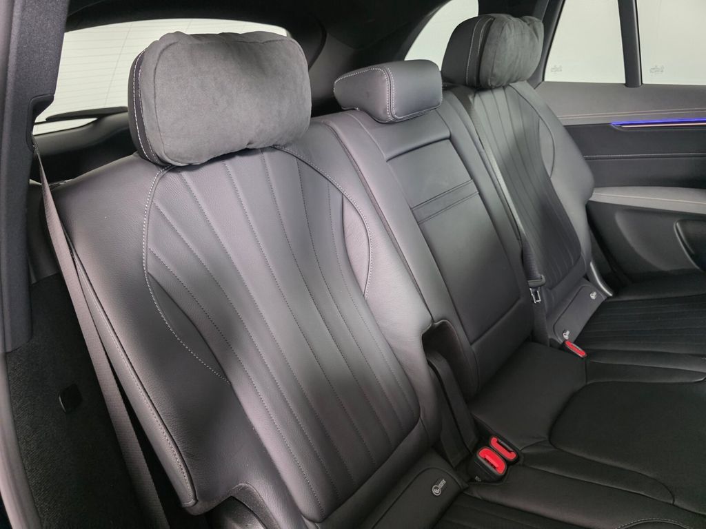 Certified 2023 Mercedes-Benz EQS 580 4MATIC SUV image 28