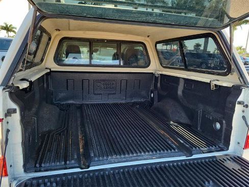 Certified 2023 Nissan Titan SV image 15