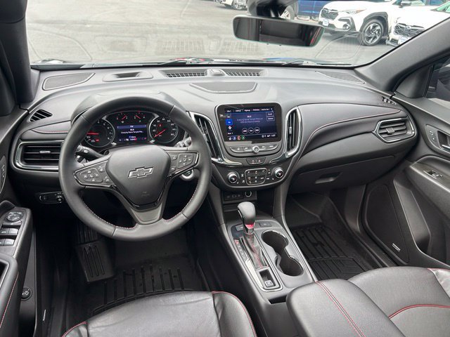 Used 2022 Chevrolet Equinox RS w/ RS Leather Package AWD/4WD image 2