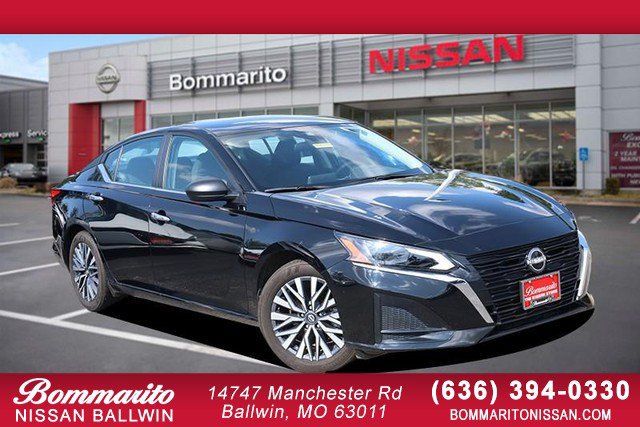 Certified 2025 Nissan Altima 2.5 SV FWD image 1