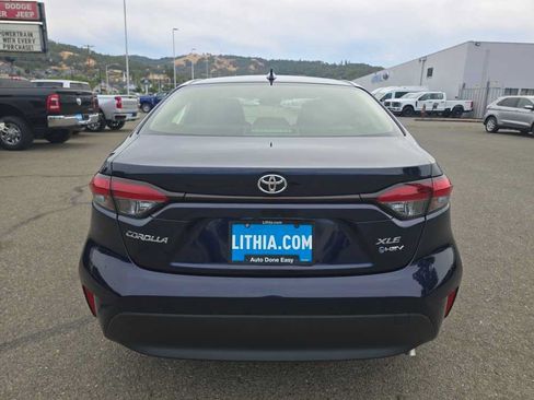 Used 2026 Toyota Corolla XLE FWD image 4