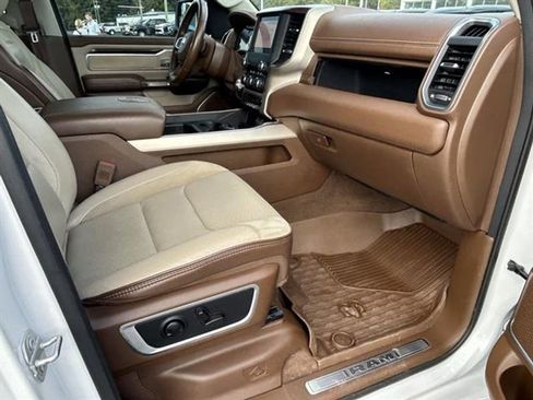 Used 2022 RAM 1500 Laramie image 22