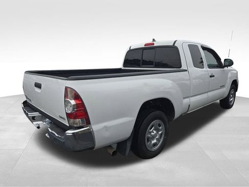 Used 2015 Toyota Tacoma 2WD Access Cab image 5