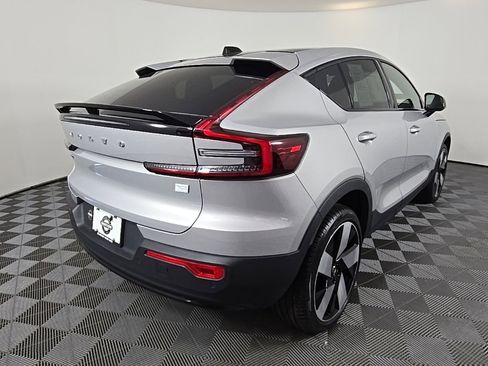 Certified 2023 Volvo C40 P8 Recharge Ultimate image 8