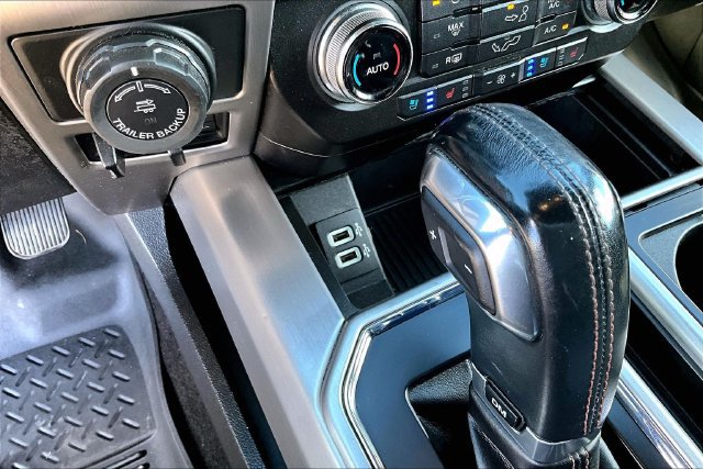 Used 2018 Ford F150 Platinum w/ Equipment Group 701A Luxury RWD image 24