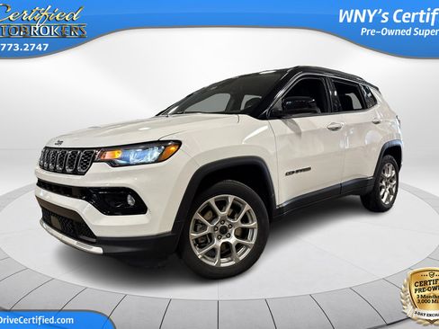 Used 2025 Jeep Compass Limited AWD/4WD image 1
