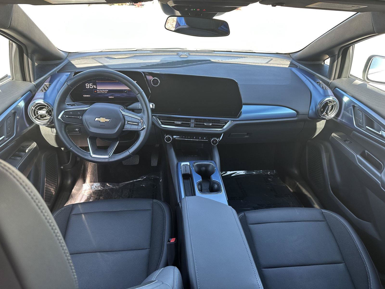 Used 2025 Chevrolet Equinox EV LT w/ Convenience Package FWD image 38