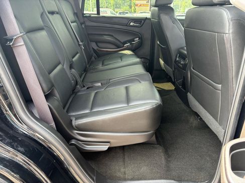 Used 2017 GMC Yukon SLT w/ Premium Edition AWD/4WD image 23