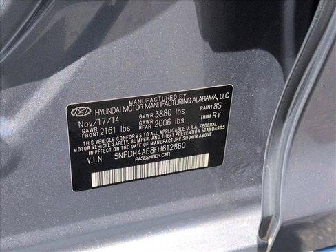 Used 2015 Hyundai Elantra Limited w/ Option Group 05 FWD image 27