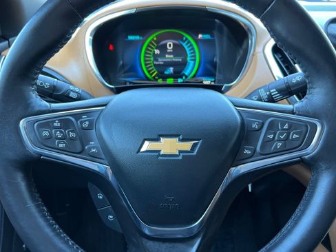 Used 2017 Chevrolet Volt Premier w/ Driver Confidence II Package FWD image 26