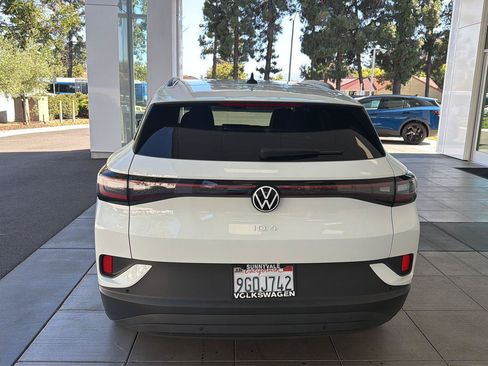 Certified 2023 Volkswagen ID.4 Pro RWD image 4