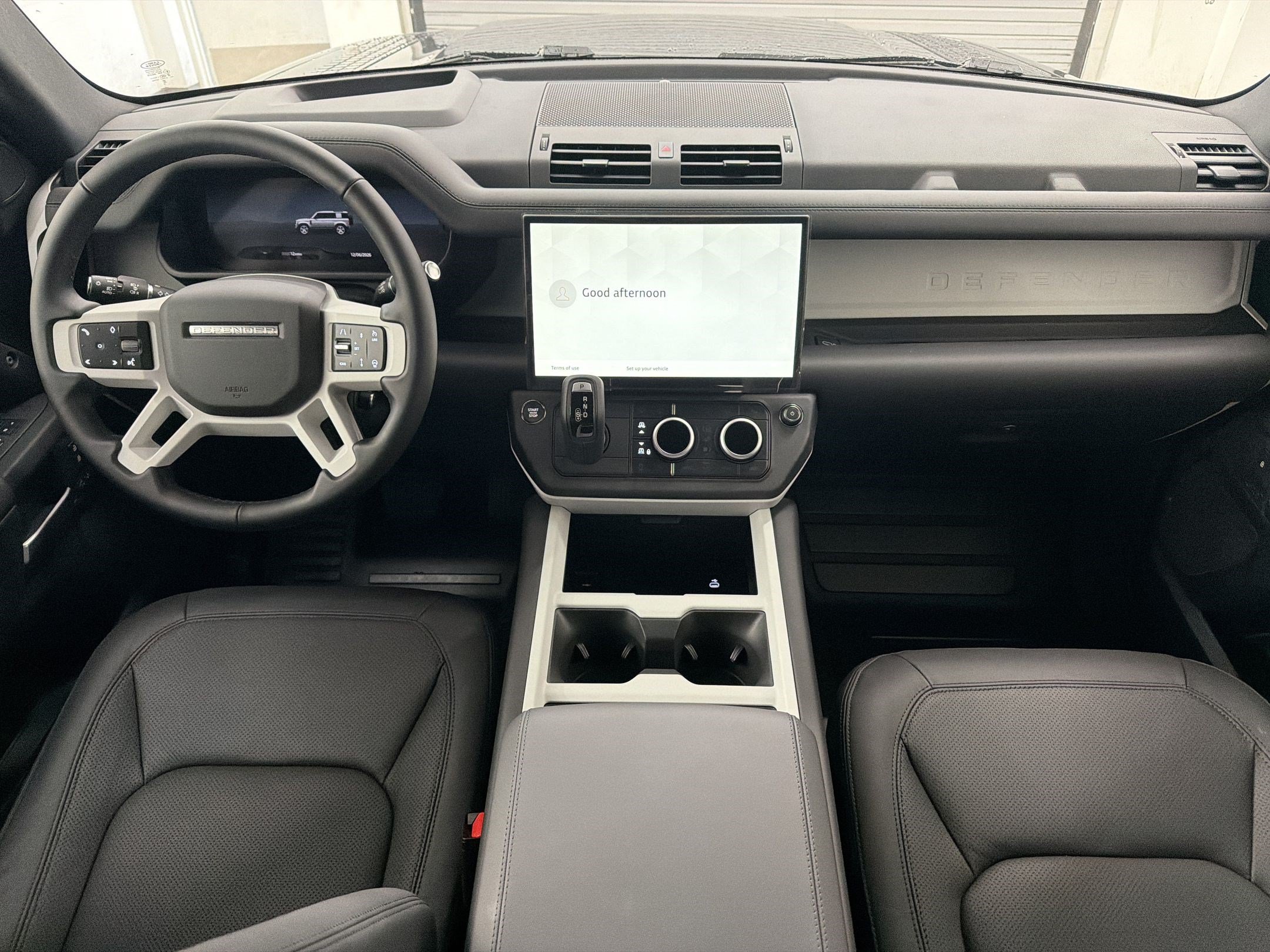 New 2026 Land Rover Defender 110 X-Dynamic SE AWD/4WD image 13
