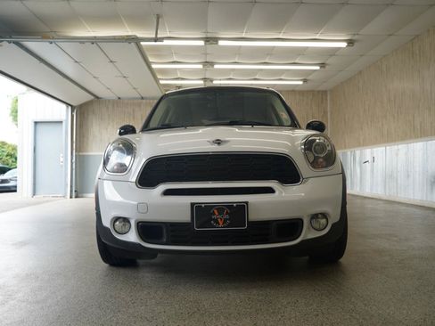 Used 2014 MINI Cooper Countryman S FWD image 2
