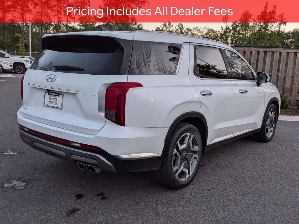Used 2024 Hyundai Palisade Limited FWD image 4