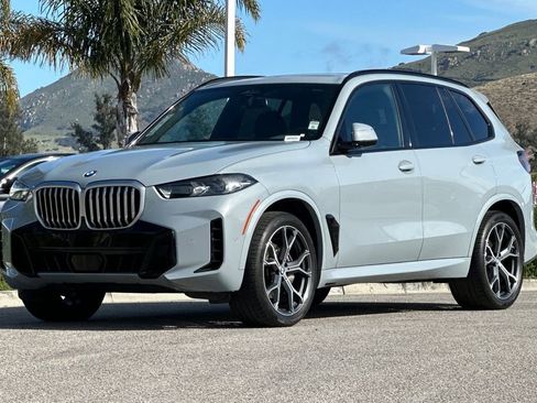 Used 2024 BMW X5 sDrive40i w/ M Sport Package RWD image 7