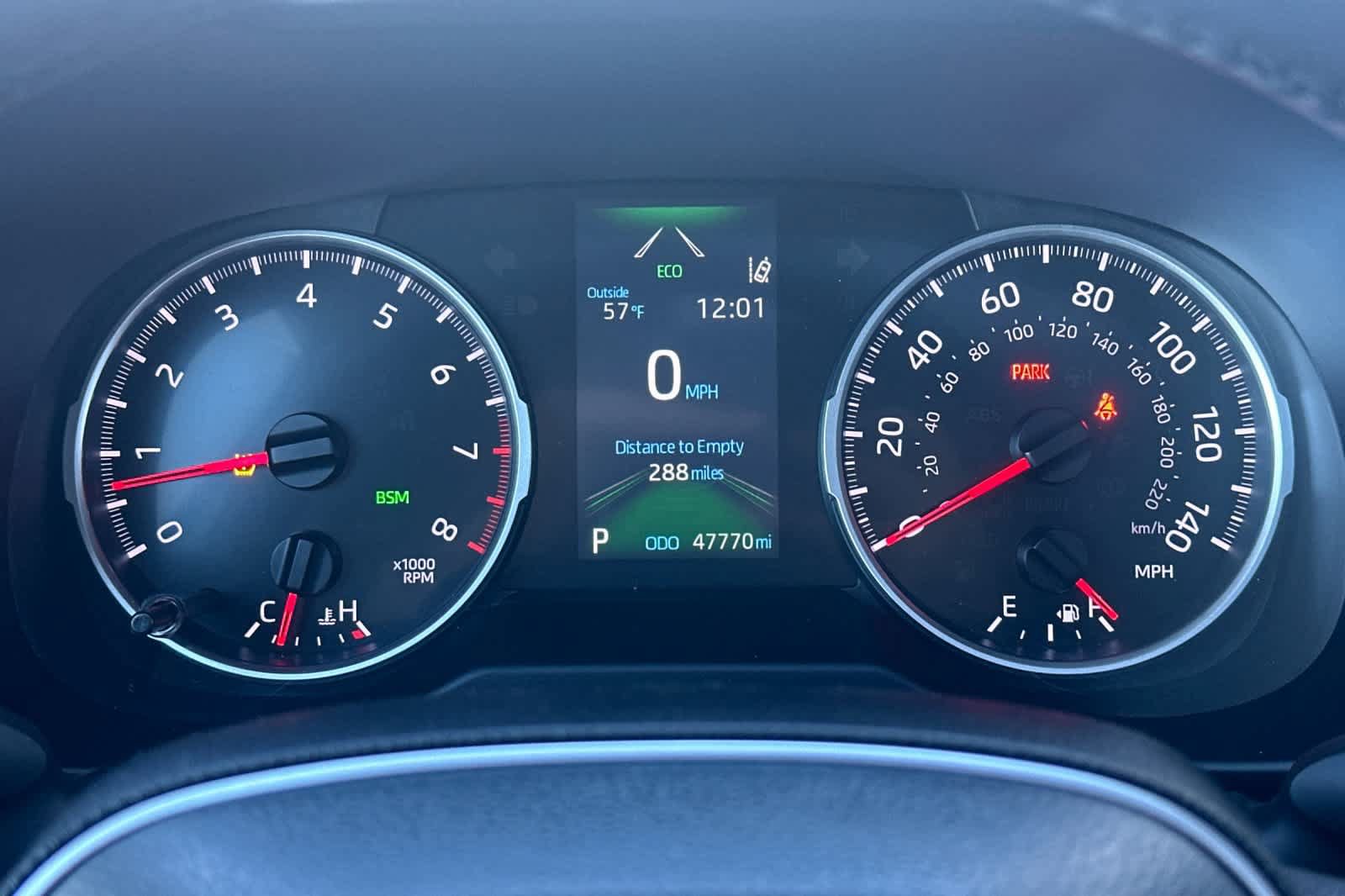 Used 2022 Toyota RAV4 XLE Premium AWD/4WD image 28