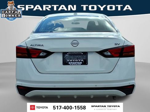 Used 2024 Nissan Altima 2.5 SV FWD image 7