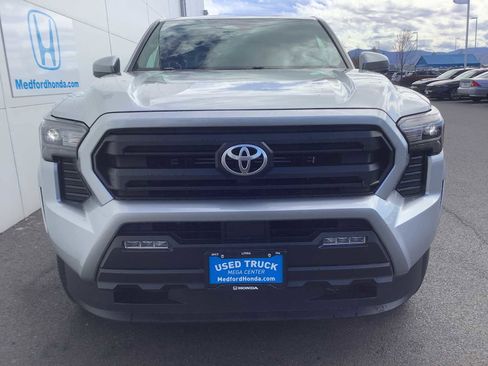Used 2024 Toyota Tacoma SR5 image 9