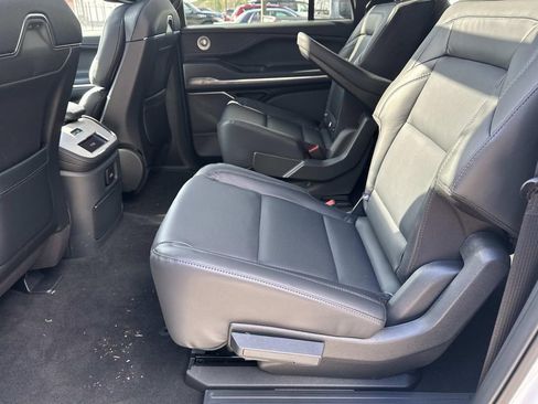 New 2025 Lincoln Navigator L Reserve w/ Jet Appearance Package image 24