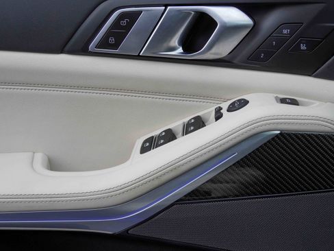 Certified 2024 BMW X5 M60i w/ Executive Package image 15