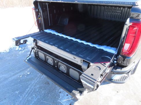 Certified 2025 GMC Sierra 1500 Denali w/ Denali Reserve Package image 12