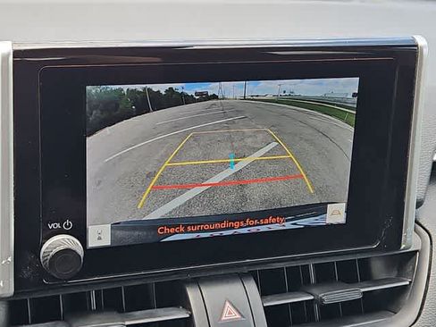 Used 2024 Toyota RAV4 XLE FWD image 22