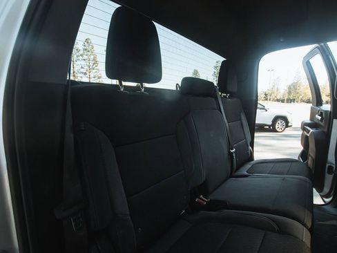 Used 2023 GMC Sierra 2500 SLE w/ SLE Convenience Package image 25