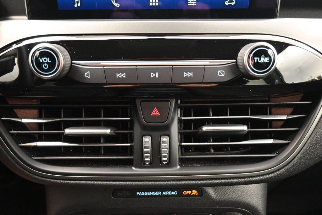 Used 2024 Ford Escape Active FWD image 12