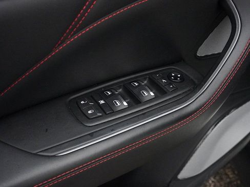 Used 2019 Maserati Levante GTS AWD/4WD image 37