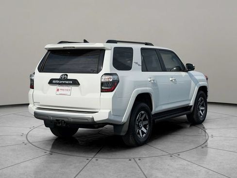 Certified 2024 Toyota 4Runner TRD Off-Road Premium w/ Moonroof Package AWD/4WD image 6